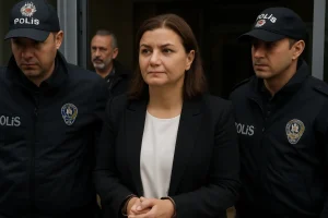 CHP wird weiter verfolgt: Oppositionelle Bürgermeisterin bei Istanbul festgenommen