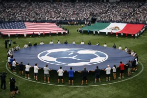 Die Geschichte der riesigen FIFA-Fahnen bei der WM 2026