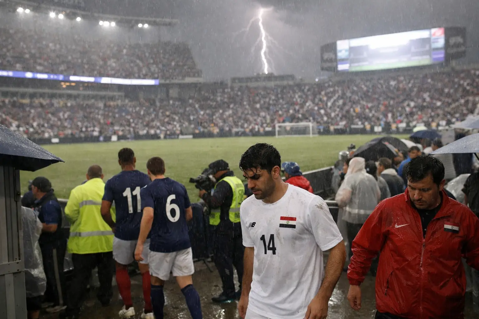 Gewitter während eines Spiels: Unterbrechungsprotokoll für die WM 2026