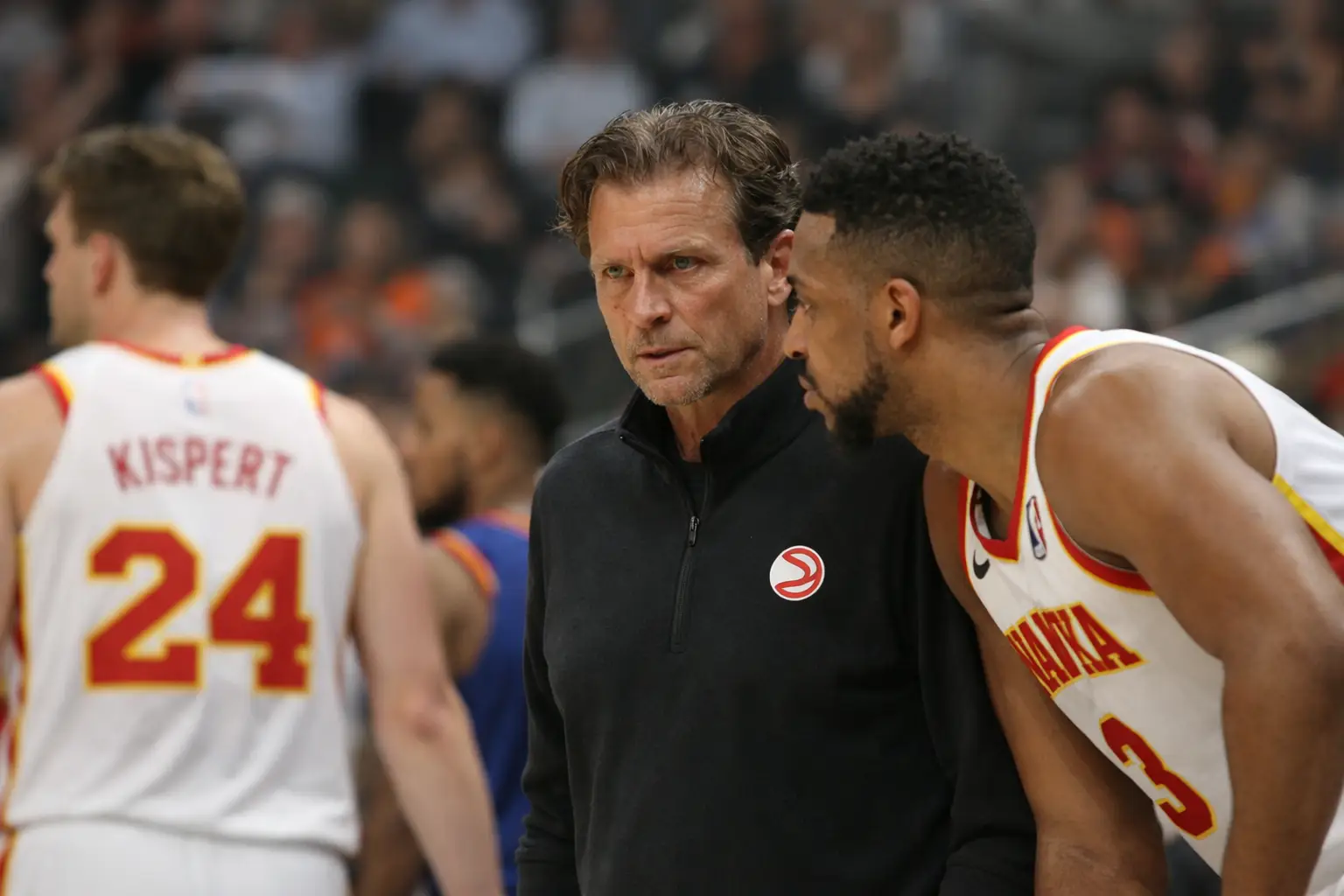 Hawks verlängern Vertrag mit Snyder nach starker Saison