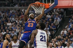 Joel Embiid blamierte sich nach Provokation gegen Mitchell Robinson in Spiel 3
