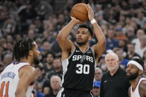 Julian Champagnie: Neuer Scharfschütze der San Antonio Spurs