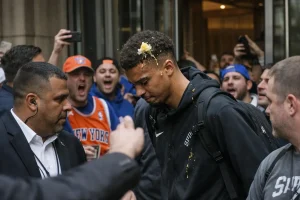Knicks-Fans bewerfen Wembanyama nach Game 4 Sieg