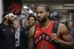 Leonard kehrt zu Raptors zurück und stärkt das Team stark