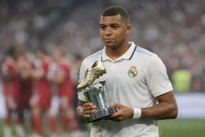 Mbappé erhält Champions-League-Trostpreis bei PSGs zweitem Titel in Folge