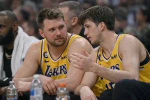 Megadeal bindet Austin Reaves und Luka Doncic langfristig