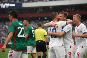 Mexikos WM-Bilanz gegen europäische Teams – Nicht Tri-fic