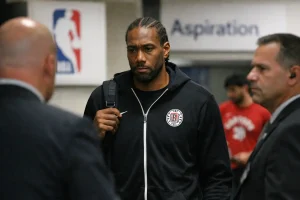 NBA Ärger wegen gestopptem Kawhi Leonard Transfer