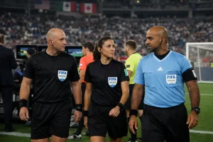 Schiedsrichter der WM 2026: Von Tori Penso bis Anthony Taylor