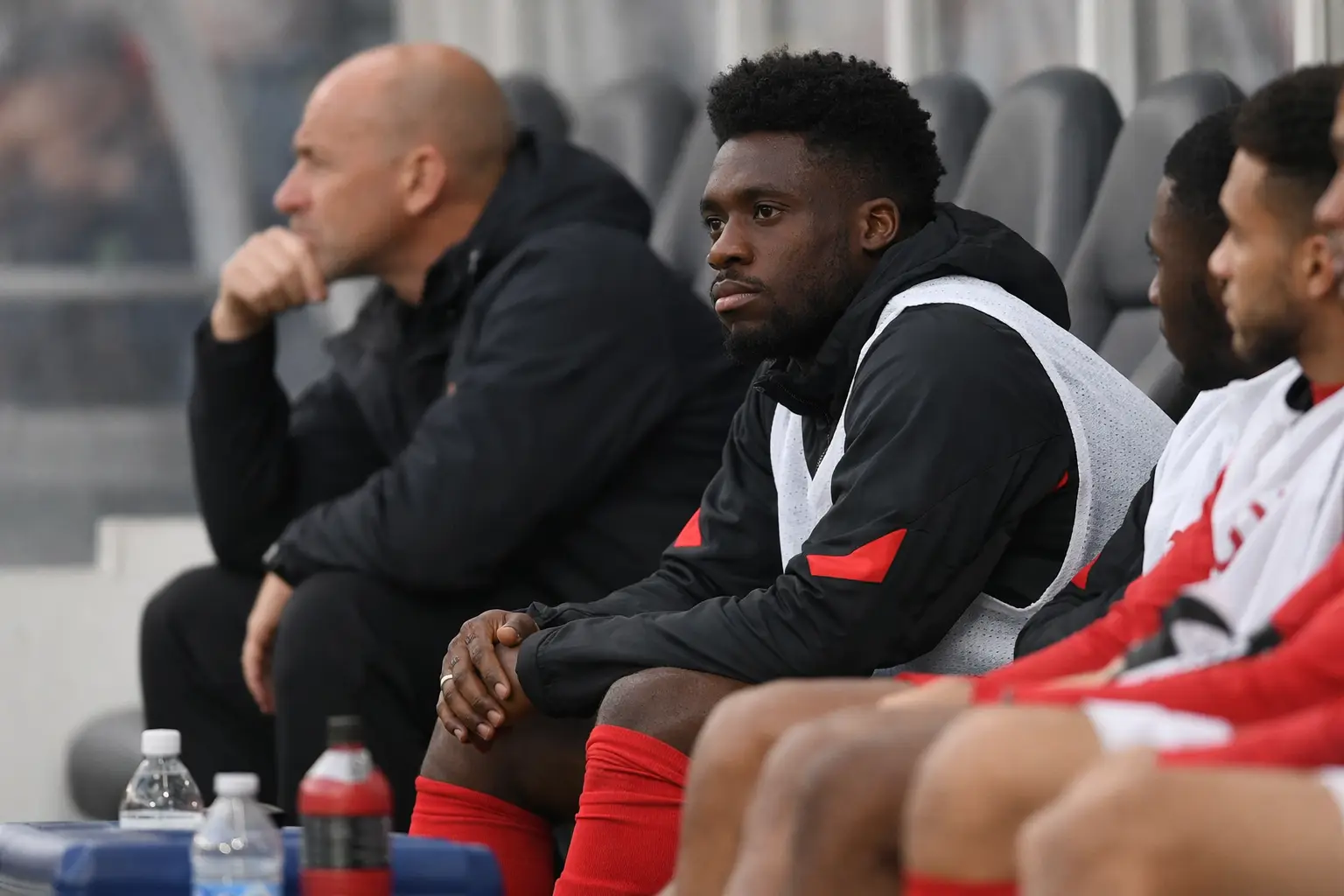 Warum Alphonso Davies heute bei Kanadas WM-Spiel gegen Südafrika fehlt