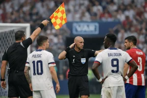Warum wurde Folarin Baloguns Tor im WM-Auftakt der USMNT aberkannt? - AS USA