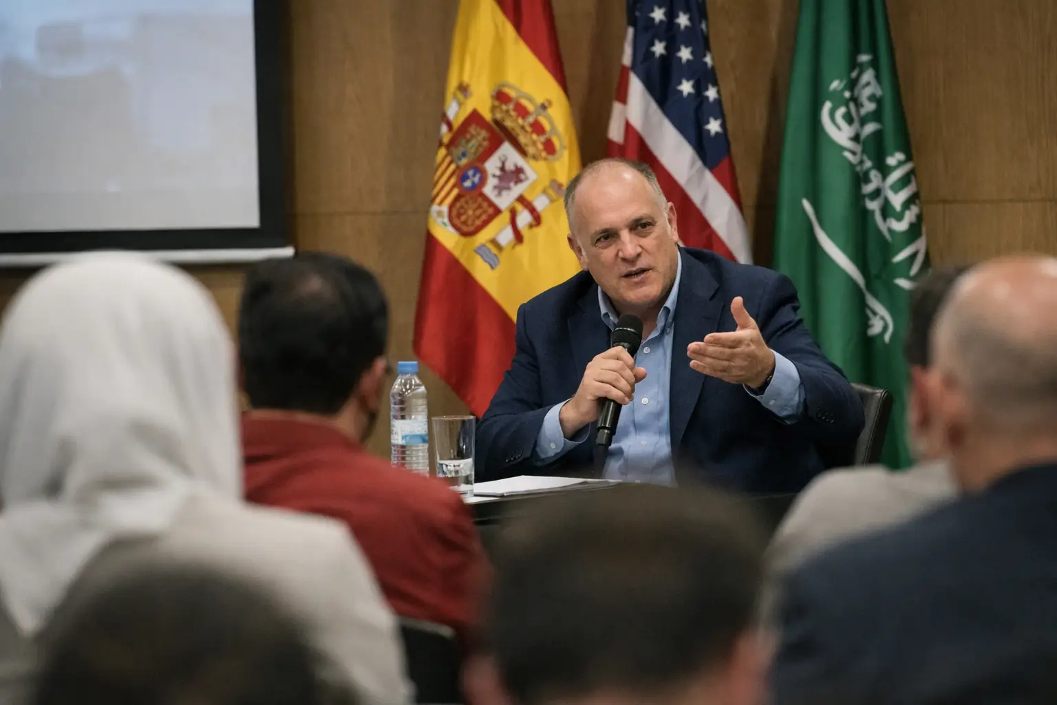 „Wenn ein Team über Schiedsrichterfehler nicht klagen kann, dann ist es Real Madrid“ – LaLiga-Chef Tebas
