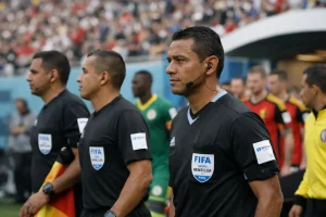 Wer ist Said Martínez, Schiedsrichter bei Belgien gegen Senegal im WM-Achtelfinale 2026?