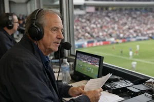 Wie viele Weltmeisterschaften kommentierte JP Dellacamera? Legende tritt zurück